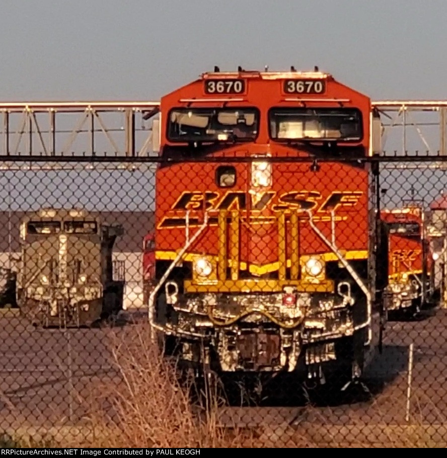 BNSF 3670 Glistens As The Texas Sun at Sunset Reflects Off Her Very,  Very,  Very  Brand New BNSF Swoosh Logo Paint Scheme!!!